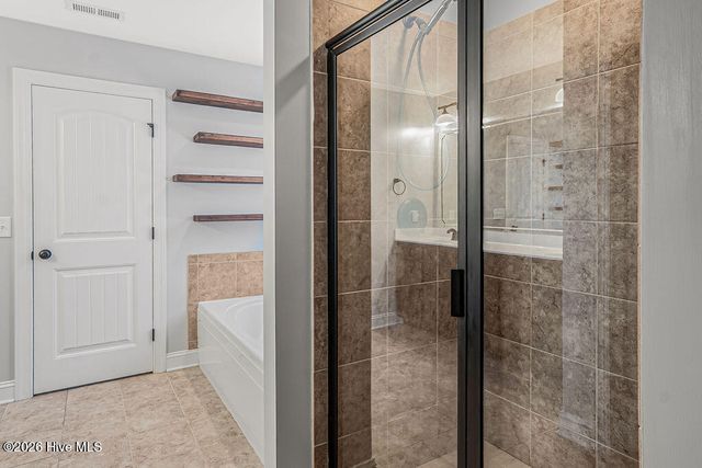 180 Wiregrass Lane, Southern Pines, NC 28387