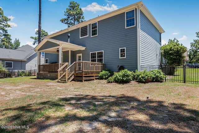 180 Wiregrass Lane, Southern Pines, NC 28387