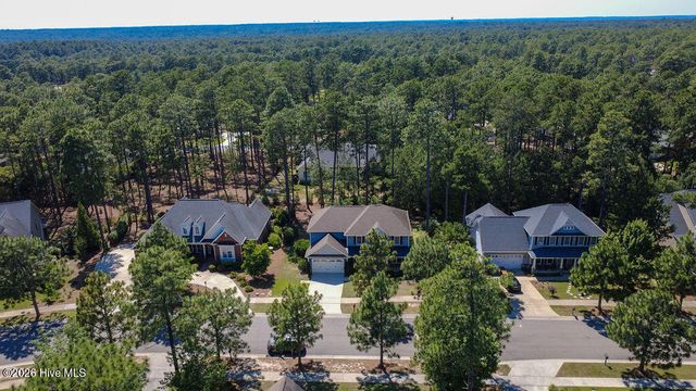 180 Wiregrass Lane, Southern Pines, NC 28387