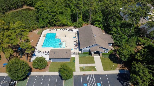 180 Wiregrass Lane, Southern Pines, NC 28387