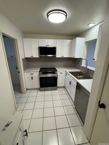 11303 Vance Jackson Rd Apt H2, San Antonio, TX 78230