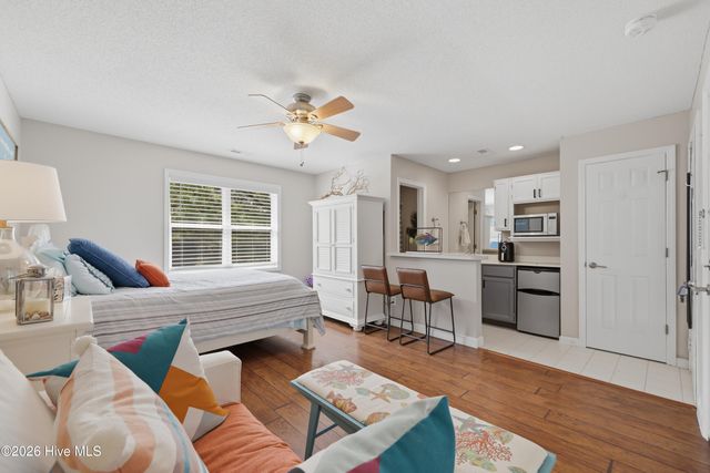 3030 Marsh Winds Circle Unit 905, Southport, NC 28461