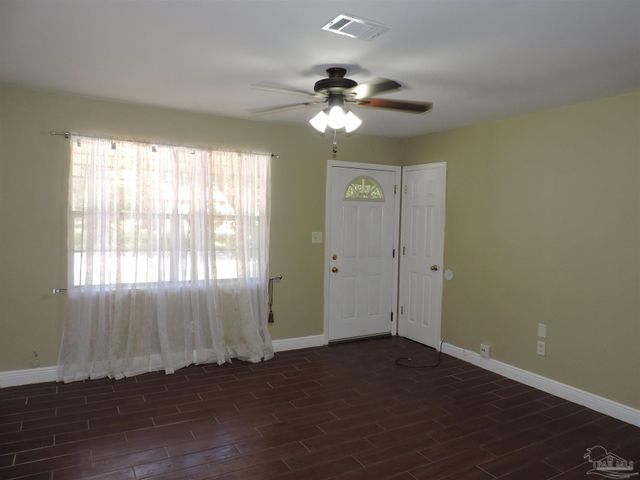 291 Corrydale Dr, Pensacola, FL 32506