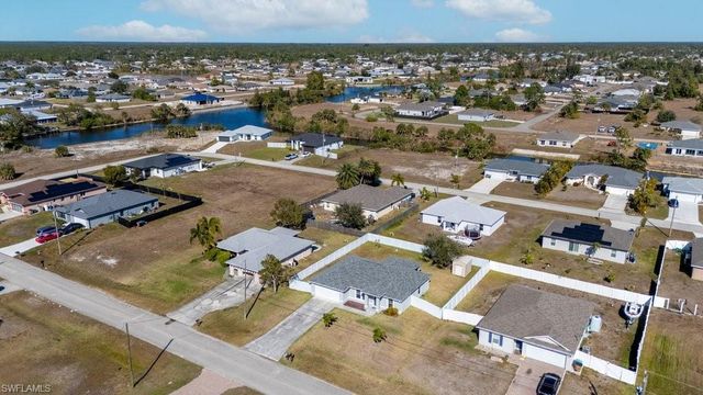 3909 NE 16th AVE, Cape Coral, FL 33909