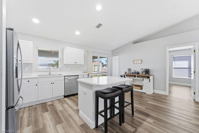 3909 NE 16th AVE, Cape Coral, FL 33909