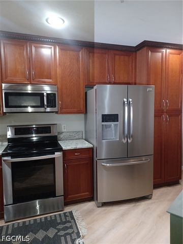 12070 Summergate CIR 101, Fort Myers, FL 33913