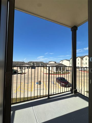 691 Union Chapel RD B2, Cedar Creek, TX 78612