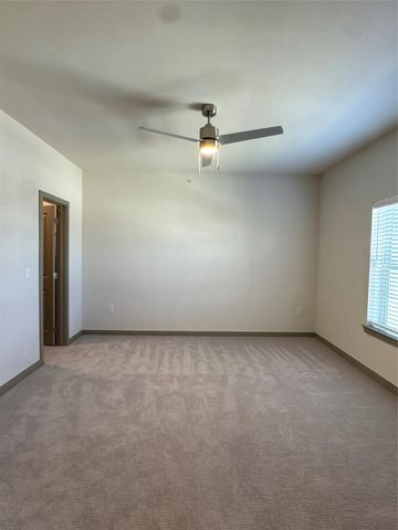 691 Union Chapel RD B2, Cedar Creek, TX 78612