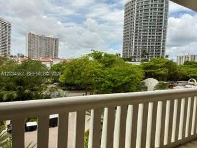3000 Island Boulevard 603, Aventura, FL 33160