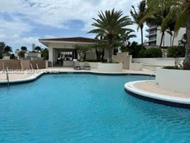 3000 Island Boulevard 603, Aventura, FL 33160
