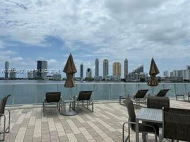 3000 Island Boulevard 603, Aventura, FL 33160