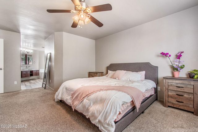 9133 E Dawn Post Road, Tucson, AZ 85749