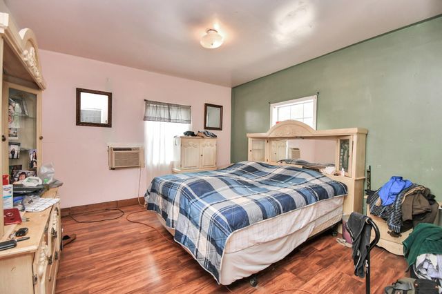 7908 John Street, Houston, TX 77012