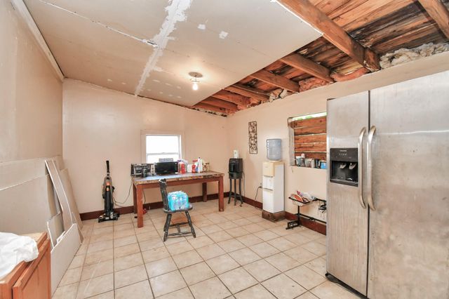 7908 John Street, Houston, TX 77012