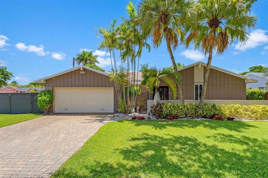 10901 SW 140th Avenue, Miami, FL 33186