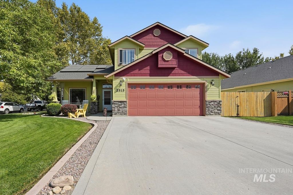 2515 Autumncrest St, Caldwell, ID 83607