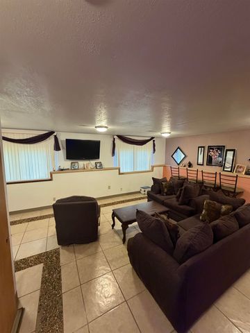 714 Quincy Street, Waterloo, IA 50703