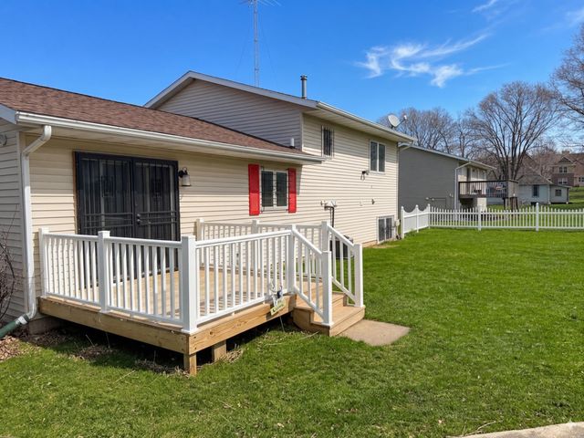 714 Quincy Street, Waterloo, IA 50703