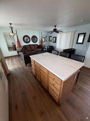 714 Quincy Street, Waterloo, IA 50703