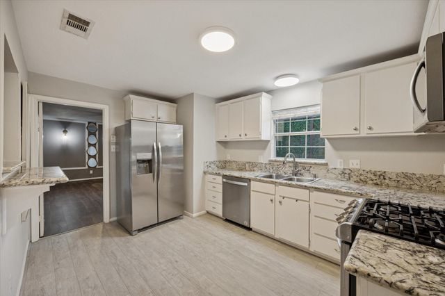 2619 Eastgrove Lane, Houston, TX 77027