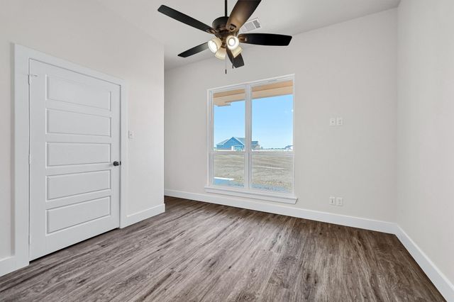 436 Dixie Road, Whitesboro, TX 76273