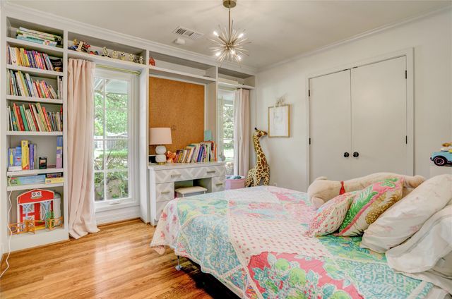 3007 Freshmeadows Drive, Houston, TX 77063