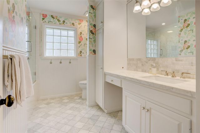 3007 Freshmeadows Drive, Houston, TX 77063