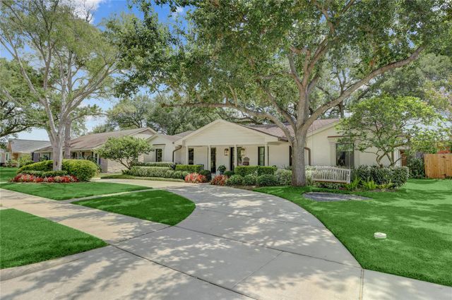 3007 Freshmeadows Drive, Houston, TX 77063
