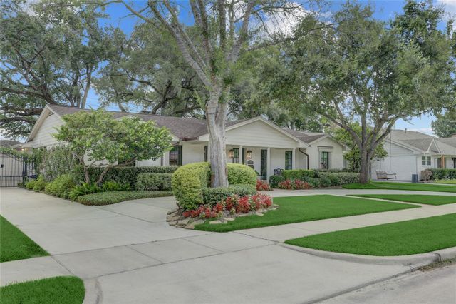 3007 Freshmeadows Drive, Houston, TX 77063