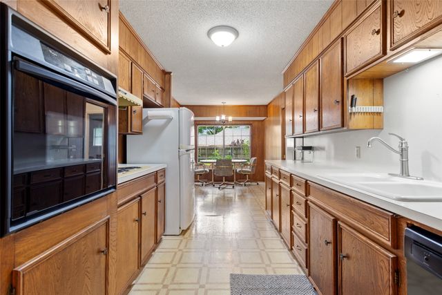 4805 Picadilly Place, Tyler, TX 75703