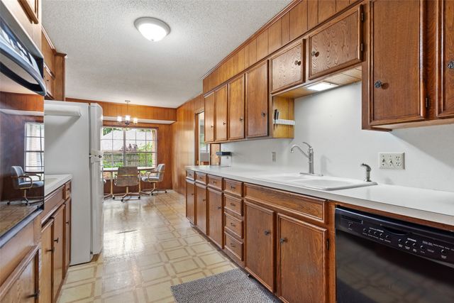 4805 Picadilly Place, Tyler, TX 75703