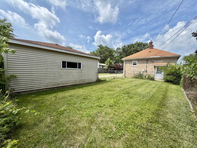 14613 Avers Avenue, Midlothian, IL 60445