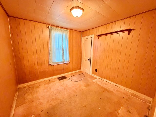 14613 Avers Avenue, Midlothian, IL 60445