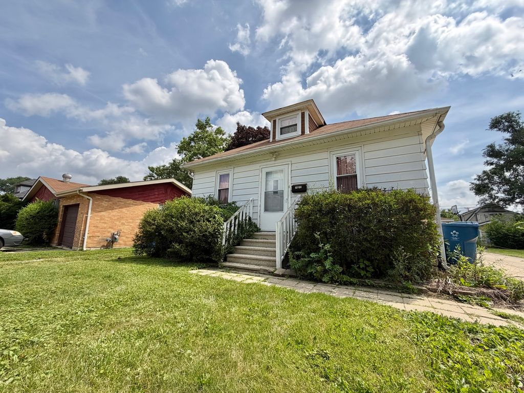 14613 Avers Avenue, Midlothian, IL 60445