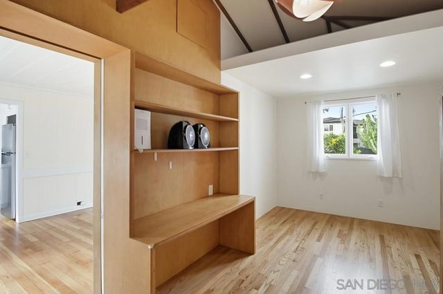741 Arenas St, La Jolla, CA 92037