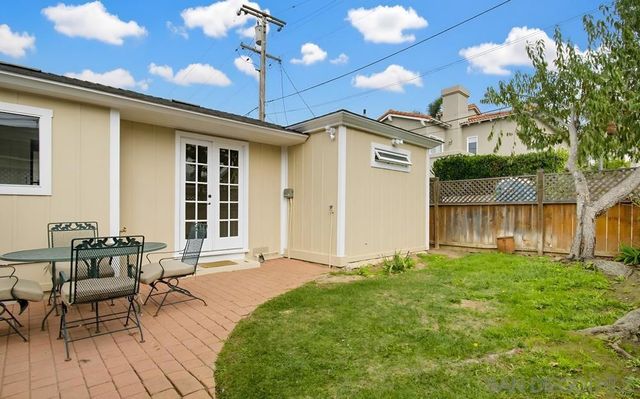741 Arenas St, La Jolla, CA 92037