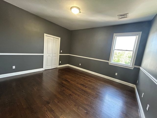 81 Boylston St 3, Brookline, MA 02445