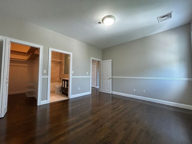 81 Boylston St 3, Brookline, MA 02445