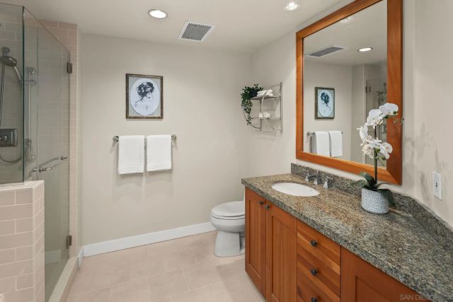 700 W Harbor 1506, San Diego, CA 92101