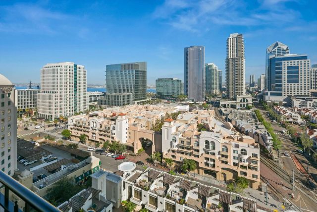 700 W Harbor 1506, San Diego, CA 92101