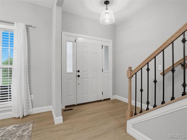 5150 Greensfelder Valley Court, Eureka, MO 63025