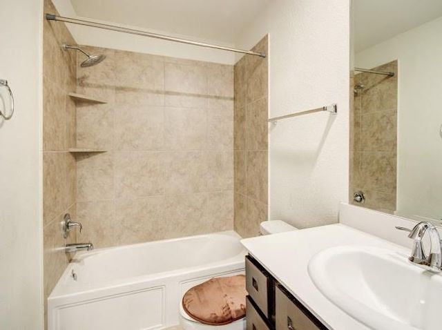 1646 Ryon Falls Drive, Richmond, TX 77469