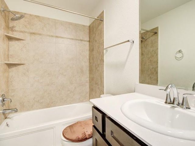 1646 Ryon Falls Drive, Richmond, TX 77469