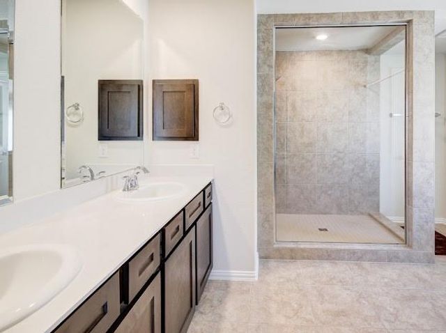 1646 Ryon Falls Drive, Richmond, TX 77469
