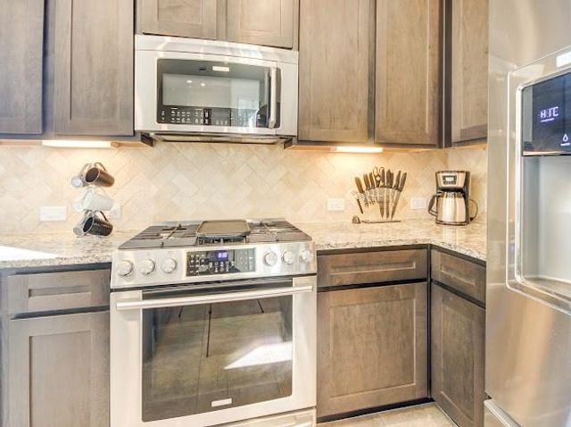 1646 Ryon Falls Drive, Richmond, TX 77469