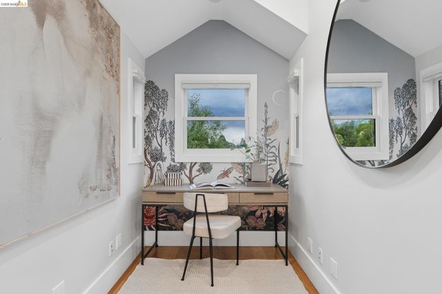 1858 San Lorenzo Ave, Berkeley, CA 94707