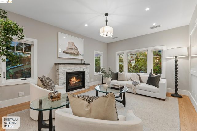 1858 San Lorenzo Ave, Berkeley, CA 94707