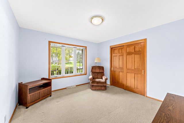 N58W24835 Cardinal COURT, Sussex, WI 53089
