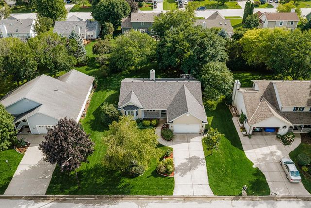 N58W24835 Cardinal COURT, Sussex, WI 53089