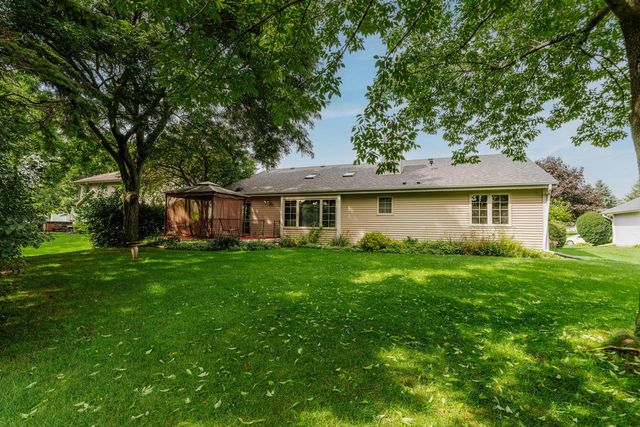 N58W24835 Cardinal COURT, Sussex, WI 53089